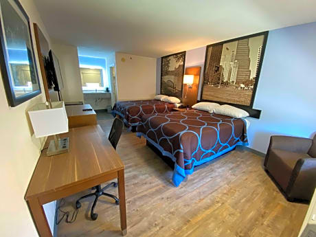 2 Double Beds Non-Smoking