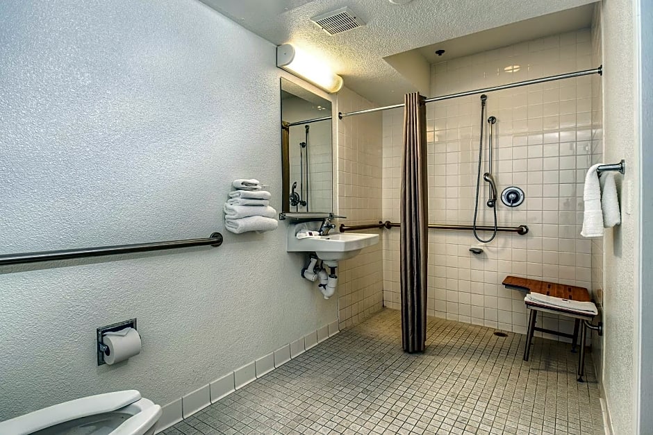 Motel 6-Carlsbad, CA Beach