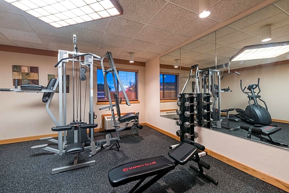 Ramada by Wyndham Fargo