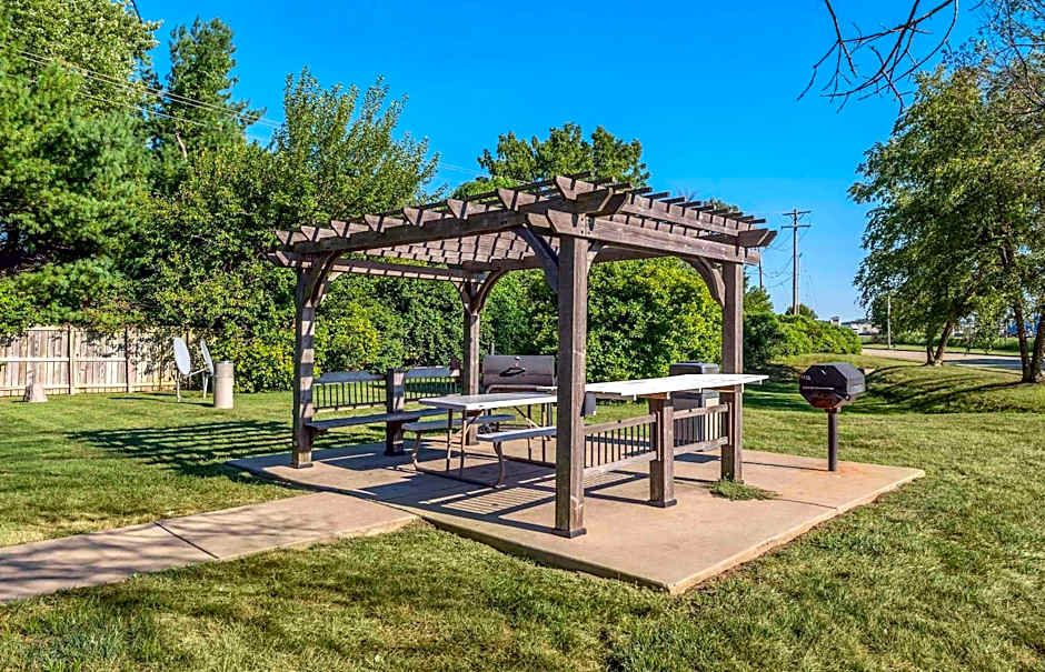 Extended Stay America Select Suites - St. Louis - O' Fallon, IL