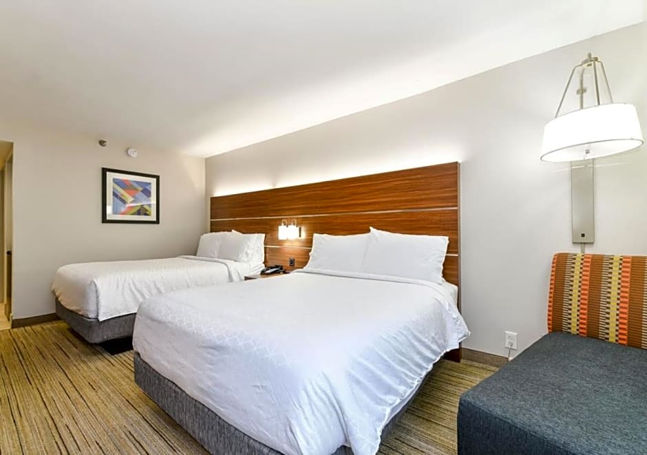 Holiday Inn Express Hotel & Suites Pigeon Forge/Near Dollywood
