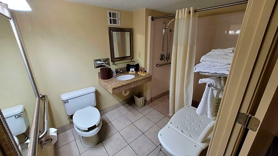 Best Western Plus Bridgeport Inn