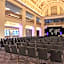 Renaissance by Marriott Cincinnati Downtown Hotel