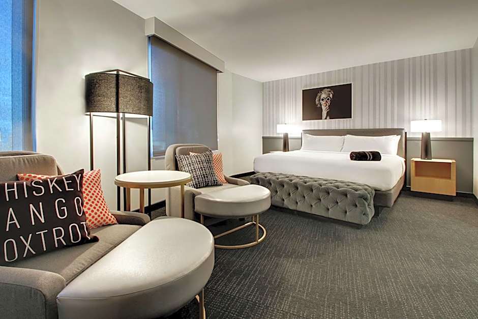 The Rose Hotel Chicago O'Hare, Tapestry Collection by Hilton
