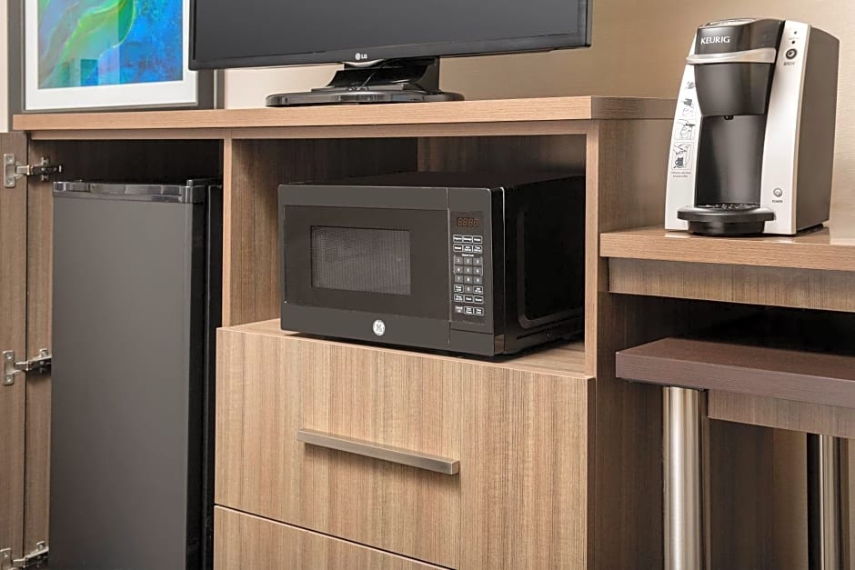 Holiday Inn Express Hotel & Suites Annapolis