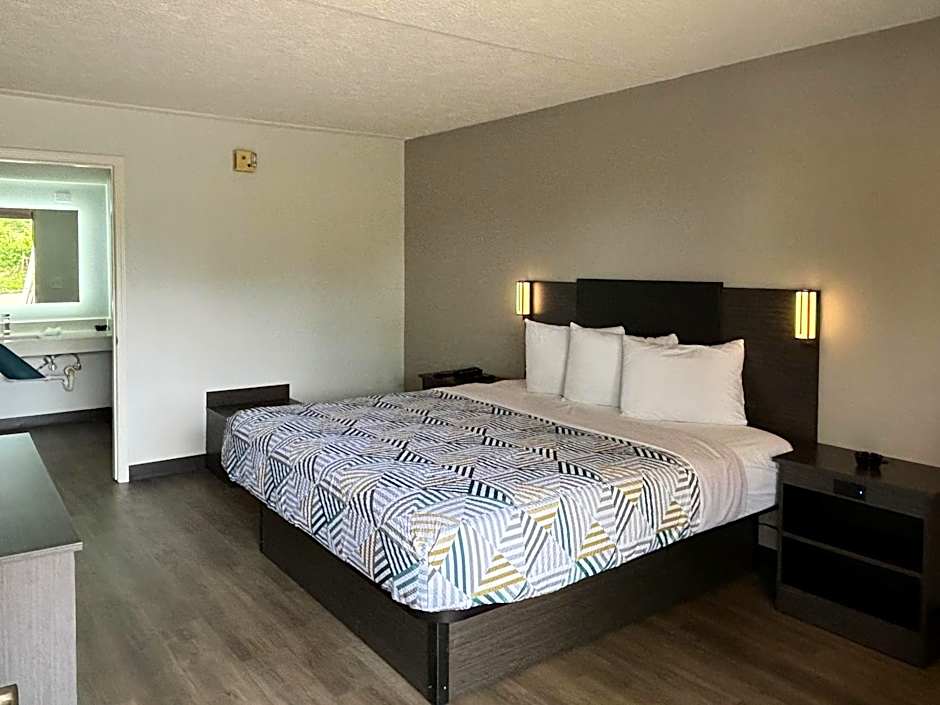 Motel 6 Richmond, KY EKU Campus Area