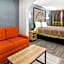 Super 8 by Wyndham Grand Prairie Southwest