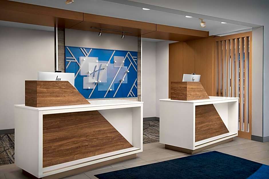 Holiday Inn Express Spokane Airport