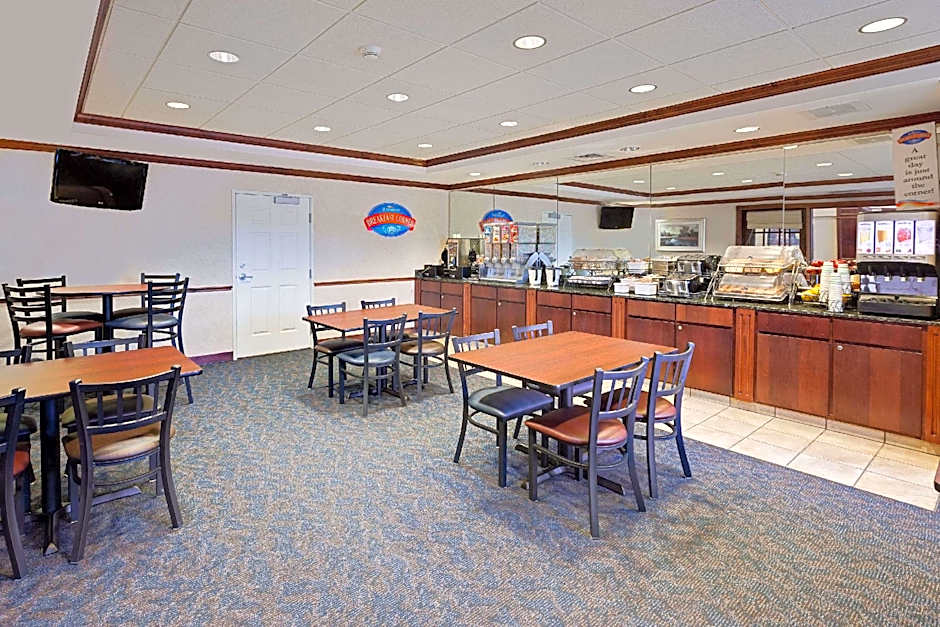 Baymont by Wyndham Grand Rapids SW/Byron Center