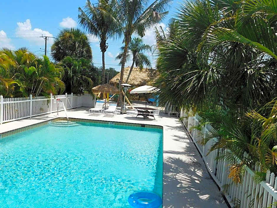 Nokomis Inn and Suites