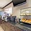 Econo Lodge Inn & Suites El Paso