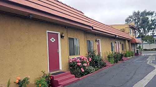 Deluxe Motel, Los Angeles Area