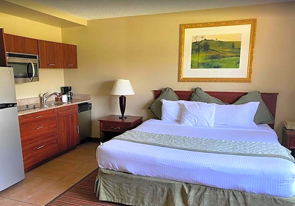 Candlewood Suites Wichita Northwest, an IHG Hotel