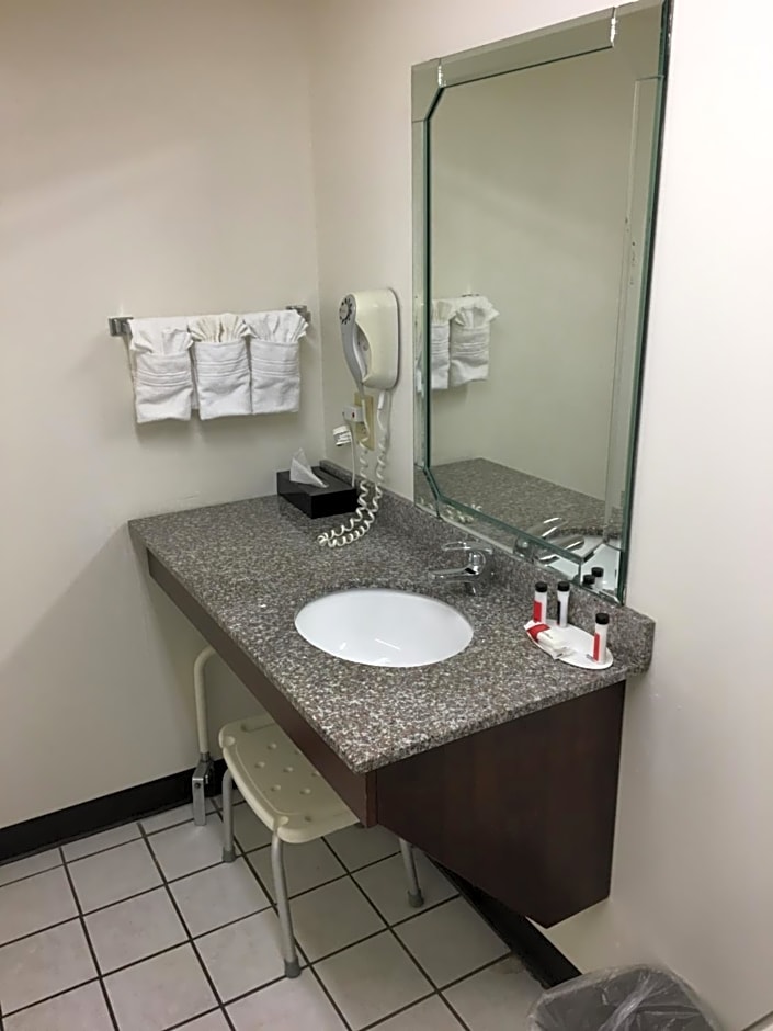 Days Inn by Wyndham Madison