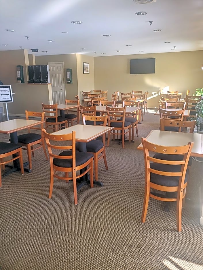 Country Inn at The Mall
