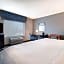 Hampton Inn By Hilton And Suites Seattle Federal Way