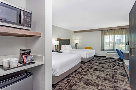 Deluxe Queen Room with Two Queen Beds - Non-Smoking