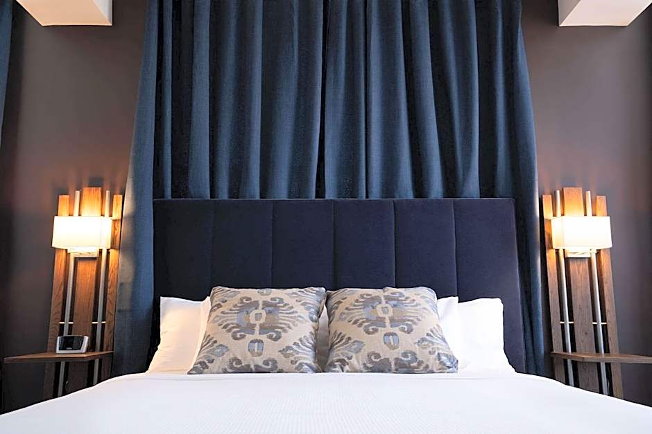 The Esquire Hotel Downtown Gastonia, Ascend Hotel Collection