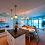Harborside Suites at Little Harbor Hotel