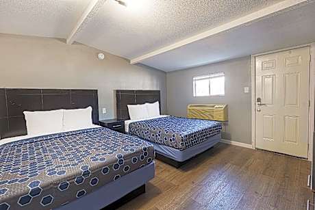 2 Queen Bed