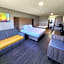 Super 8 by Wyndham Hayward WI