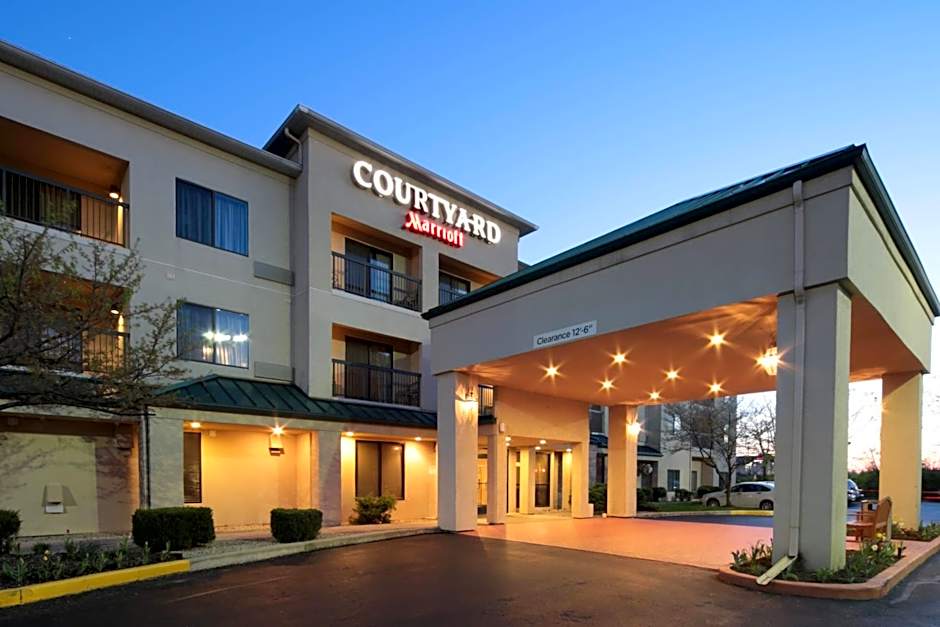 Courtyard by Marriott Dayton North