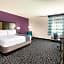La Quinta Inn & Suites by Wyndham Dallas Plano - The Colony