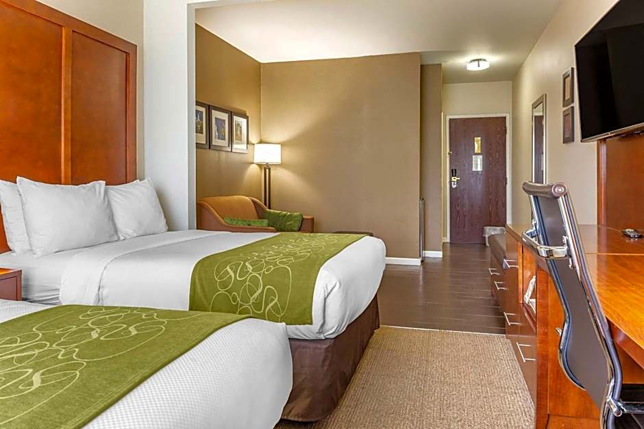 Comfort Suites Dover