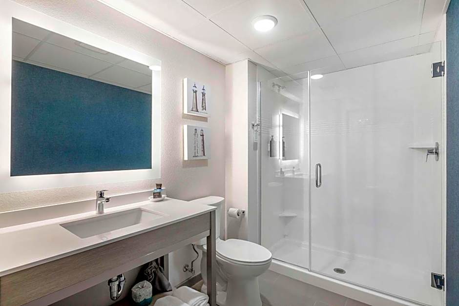 The Harborview, Ascend Hotel Collection