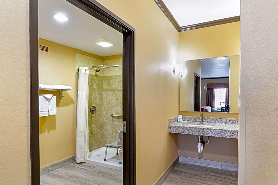 Quality Inn & Suites Lubbock