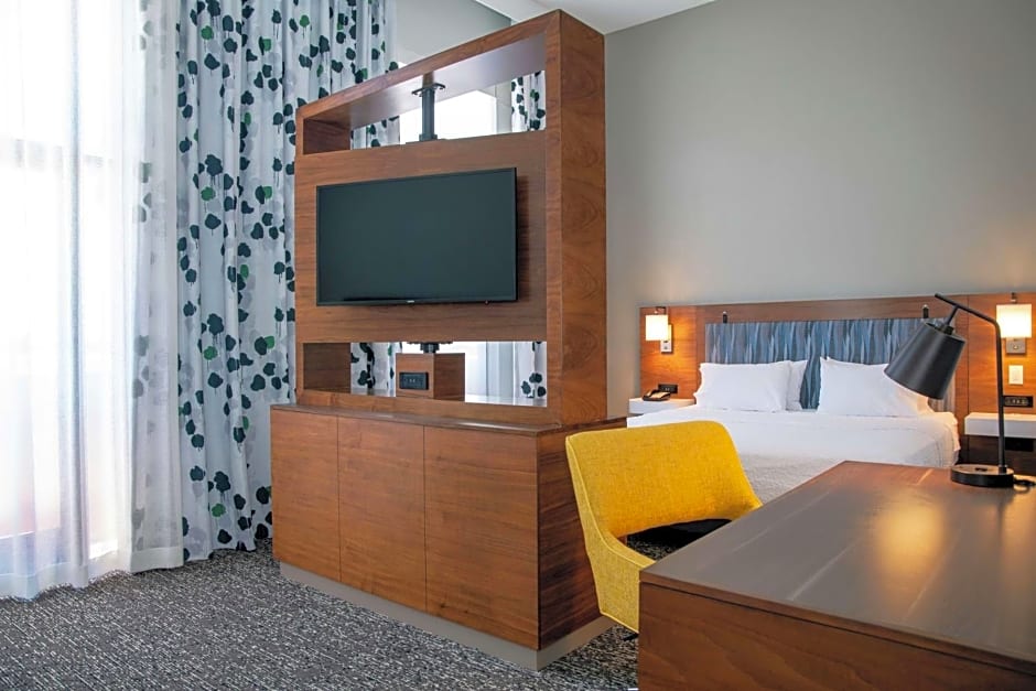 Hampton Inn By Hilton & Suites Los Angeles/Sherman Oaks