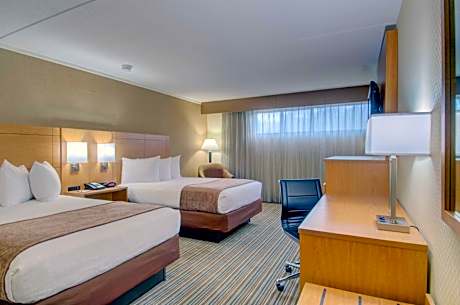 Double Room with Two Double Beds and Partial View - Non-Smoking