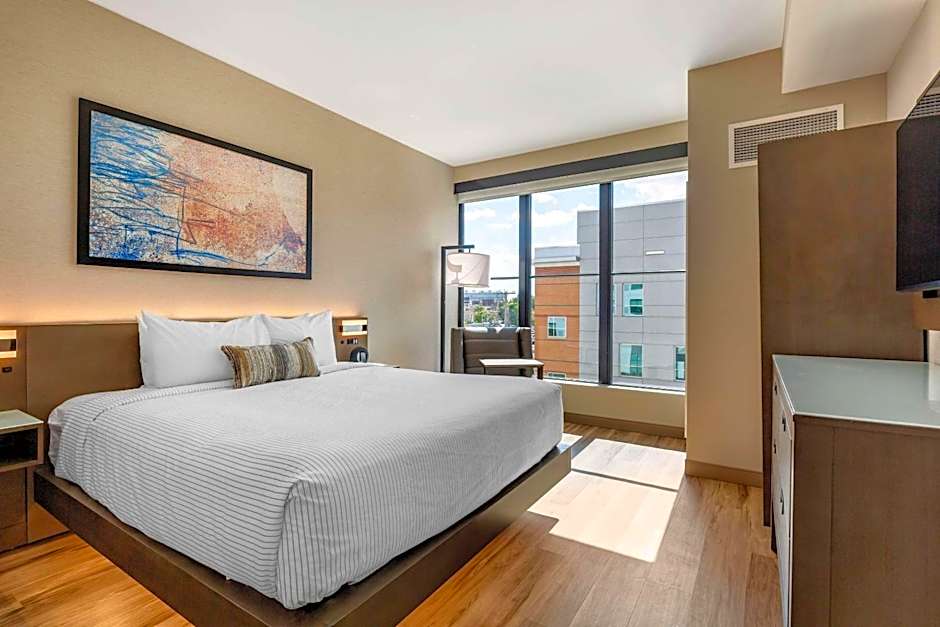 Cambria Hotel New Haven University Area