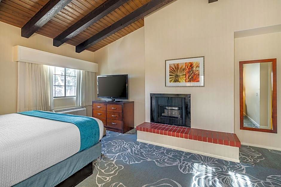 Best Western Plus Carpinteria Inn