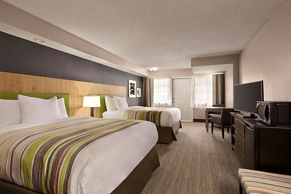 Country Inn & Suites by Radisson, Pigeon Forge South, TN