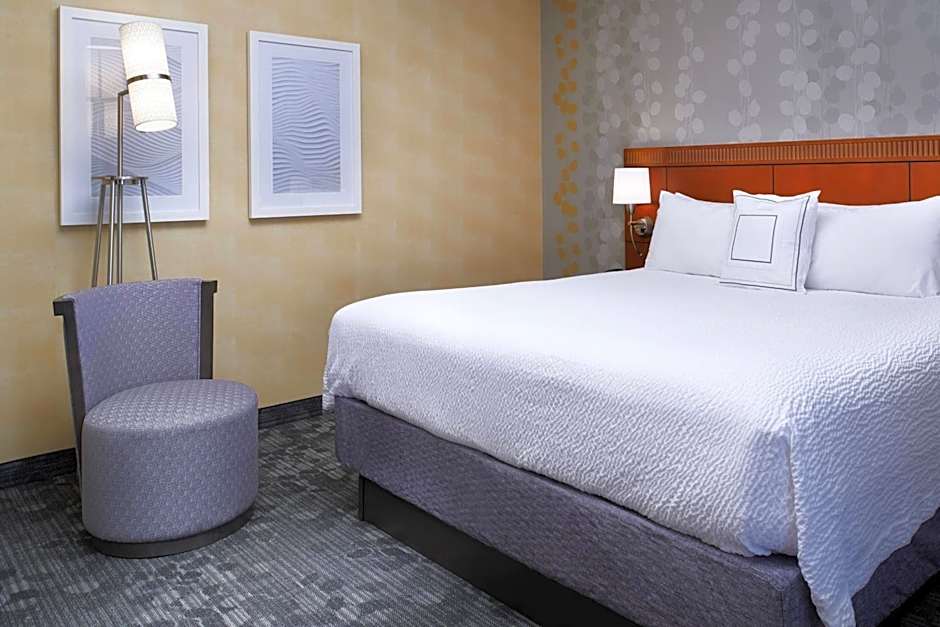 Courtyard by Marriott Lexington North