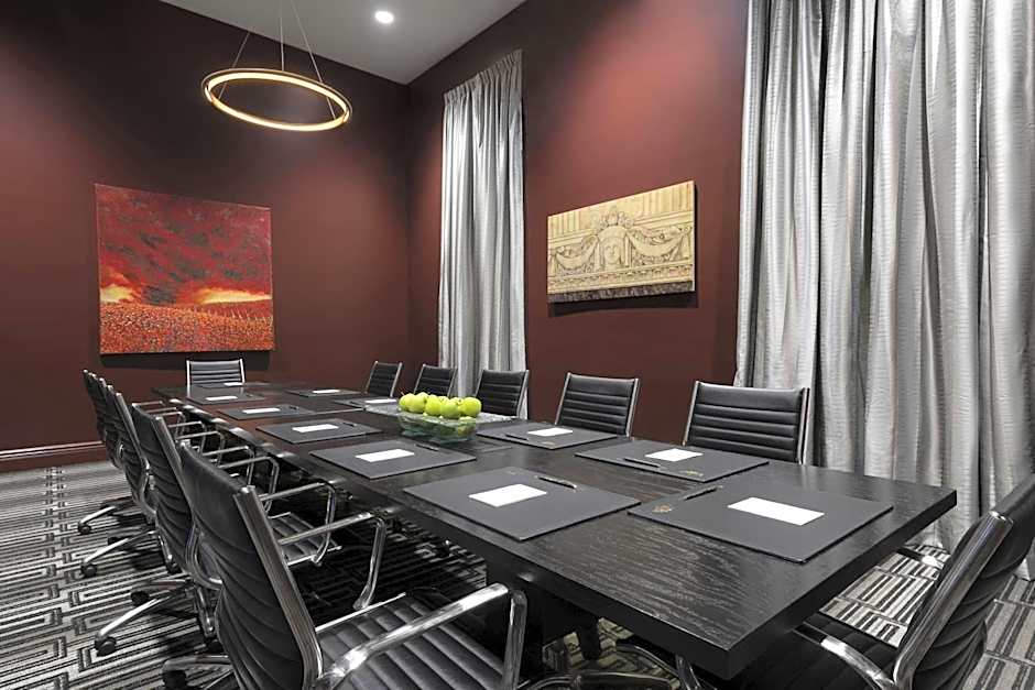 The Warrior Hotel, Autograph Collection