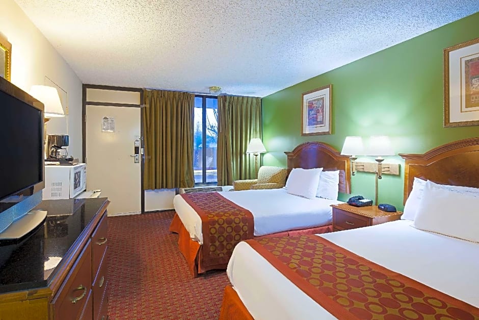 Days Inn by Wyndham Lafayette/University