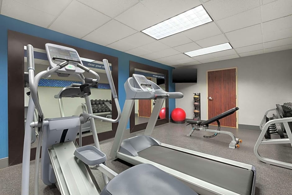 Hampton Inn By Hilton Oklahoma City-I-40 E. (Tinker Air Force Base)