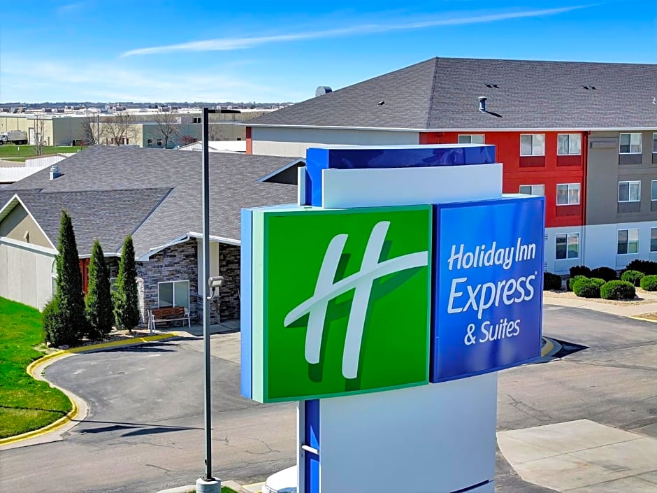 Holiday Inn Express Hotel & Suites Beatrice