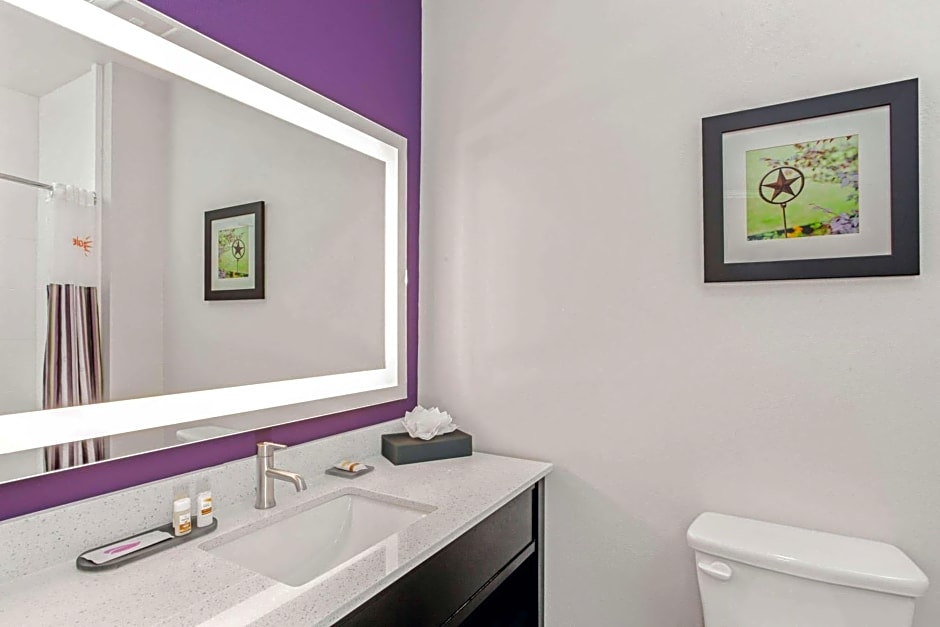 La Quinta Inn & Suites by Wyndham Lubbock South
