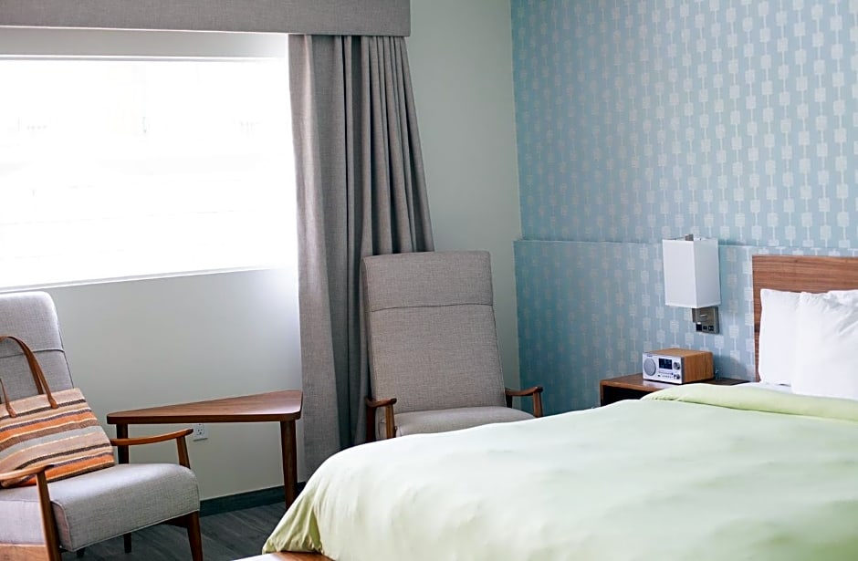 Skylark Hotel