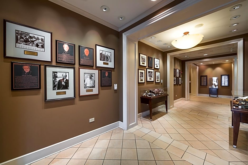 The Glen Club