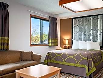 Studio Suite with Two Queen Beds - Non-Smoking