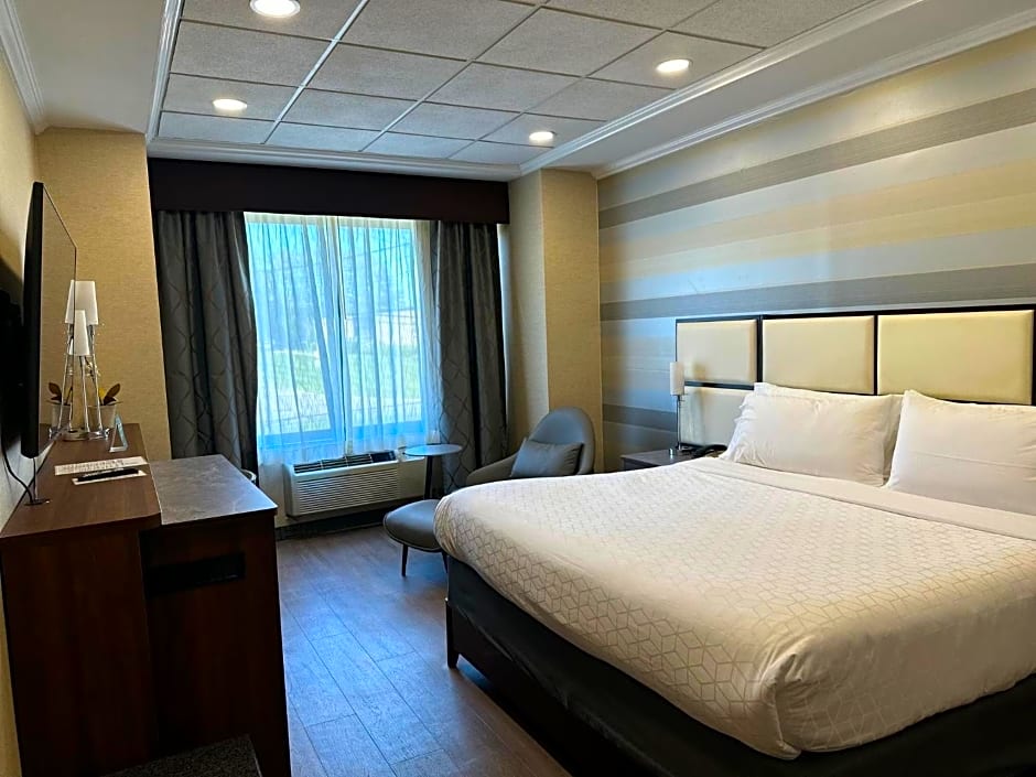 Holiday Inn Plainview-Long Island