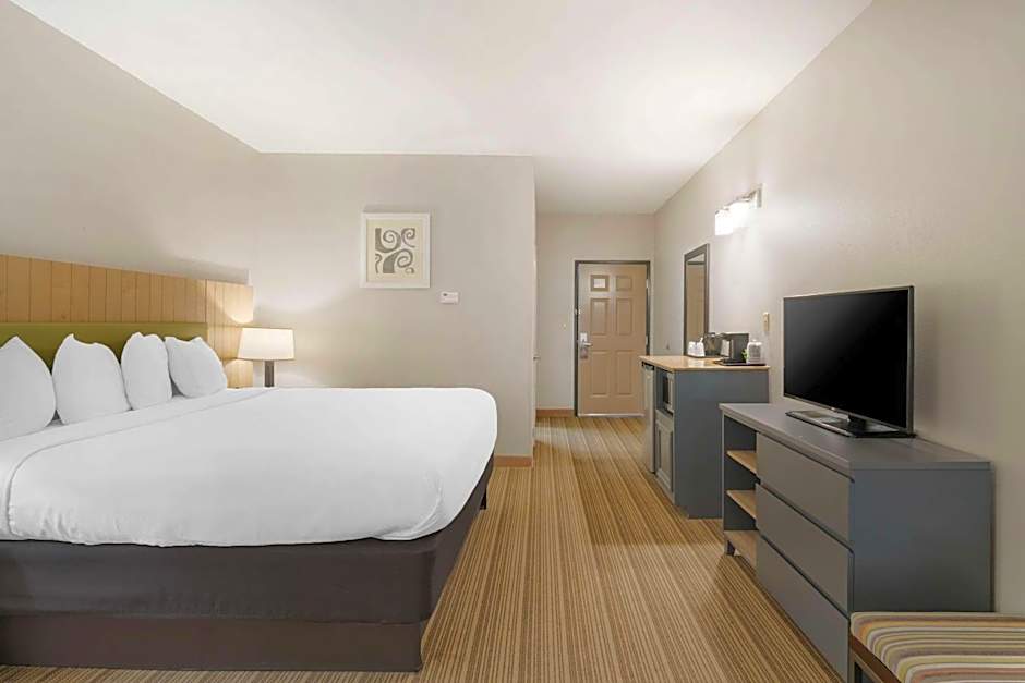 Country Inn & Suites by Radisson, Columbia, MO