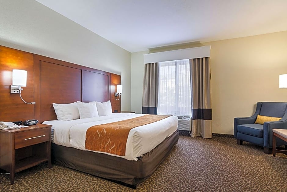 Quality Suites Springdale West I-49