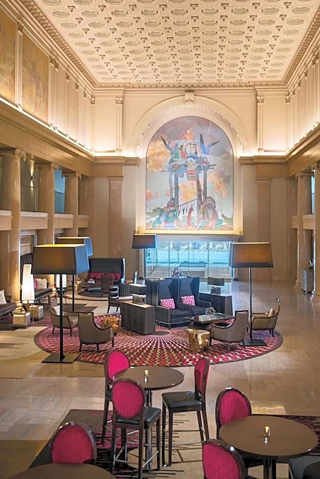 Renaissance by Marriott Denver Downtown City Center Hotel