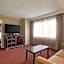 LaGuardia Plaza Hotel