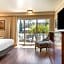 Best Western Plus Royal Oak Hotel